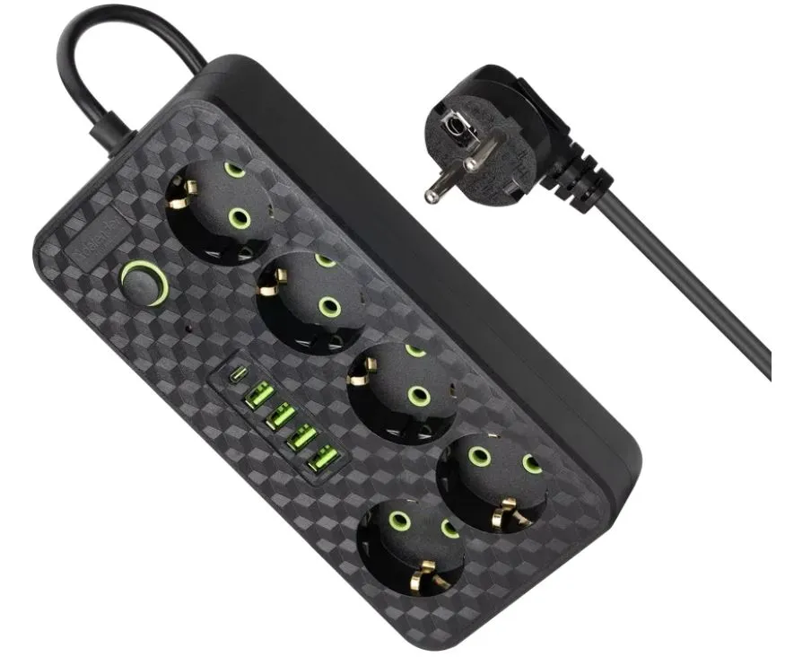 Удлинитель Defender без заземления R218 3 м, 5 розеток, 4xUSB, 1xType-C, черный